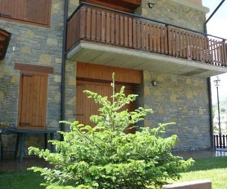 Wifi Baqueira&aigüestortes Con Jardín Privado Apartamento *