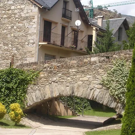 Wifi Baqueira&aigüestortes Con Jardín Privado Apartamento *