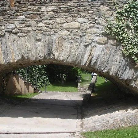 Wifi Baqueira & Aigueestortes Con Jardin Privado