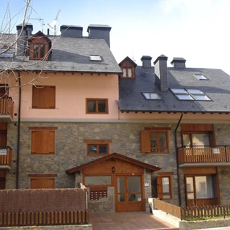 Апартаменты Wifi Baqueira & Aigueestortes Con Jardin Privado *
